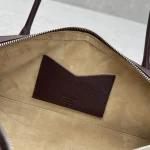 Le Teckel Dachsund Bag Large Burgundy Goat Grain - Image 9