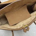 Alaia Teckel Tote Bag - Frosted/Brown - Image 9