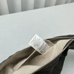 Lemair Shoulder Bag - Image 9