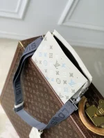 Shoulder Bag 22cm - Image 9
