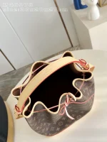 Louis Vuitton Noe Bucket Bag 36cm - Image 9