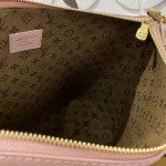 Louis Vuitton MULTIPASS Handbag 30cm - Image 9