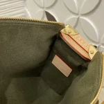 Side Trunk Shoulder Bag 28cm - Image 9