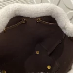 LV Ski BELLA Bucket Bag Handbag 22cm - Image 9