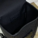 Vertical Trunk Shoulder Bag 17.5cm - Image 9