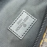 Louis Vuitton Discover Backpack 40cm - Image 9