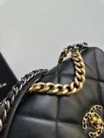 UbestLuxury Chanel Chanel 19 Bag Shoulder Bag 26cm product photo detail 8 SKU CH30956