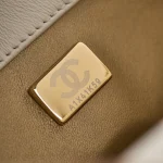 UbestLuxury Chanel Chane1 Gold Ball Flap Bag 18cm product photo detail 8 SKU CH30998