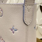 Louis Vuitton M13480 Handbag 18cm - Image 4