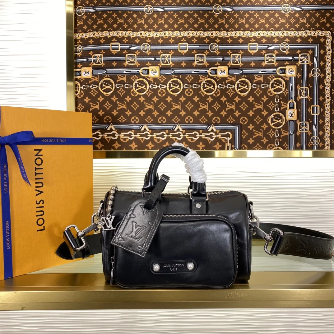 1-1022 Louis Vuitton Keepall Bandouliere 25 Black Leather M13988 - Image 1