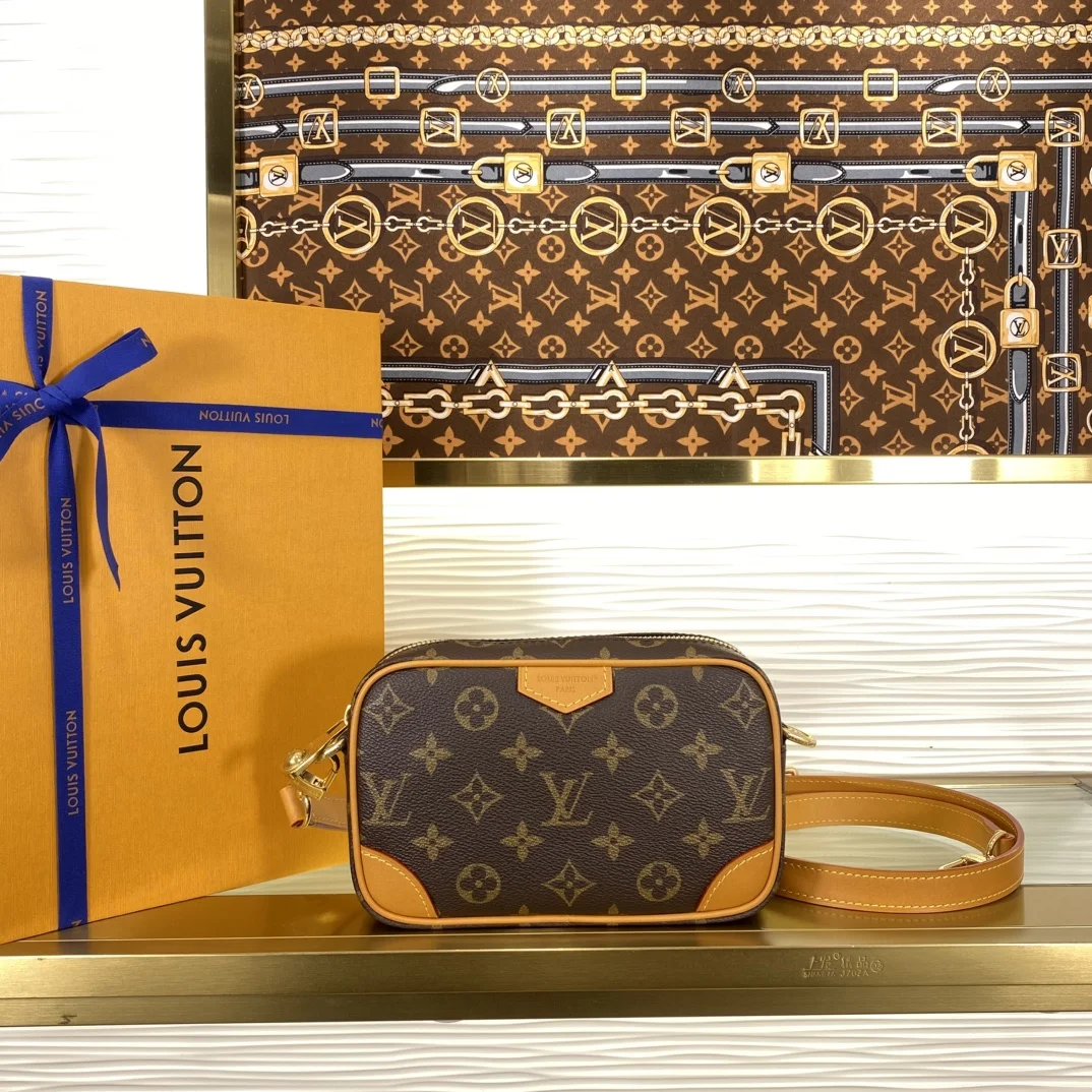 1-1028 Louis Vuitton Trocadero Mini Bag Vintage M14058 - Image 1