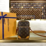 Louis Vuitton Amazone Crossbody Bag Vintage M14014