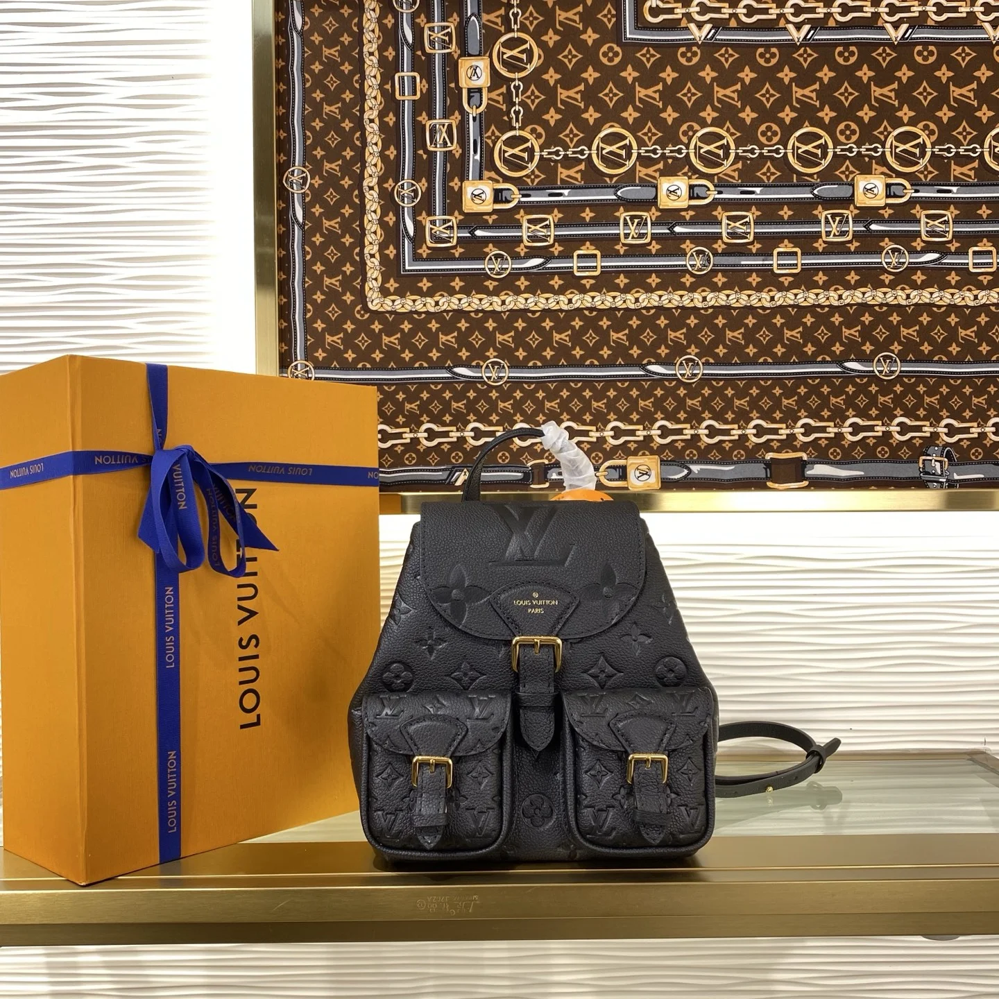 1-1090 Louis Vuitton Backup Backpack Black M47072 - Image 1