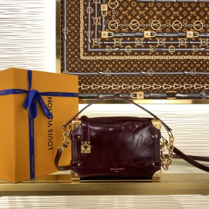 Replica Louis Vuitton Bags collection image