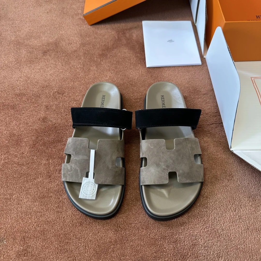 1-1180 Hermès Chypre Sandal - Image 1