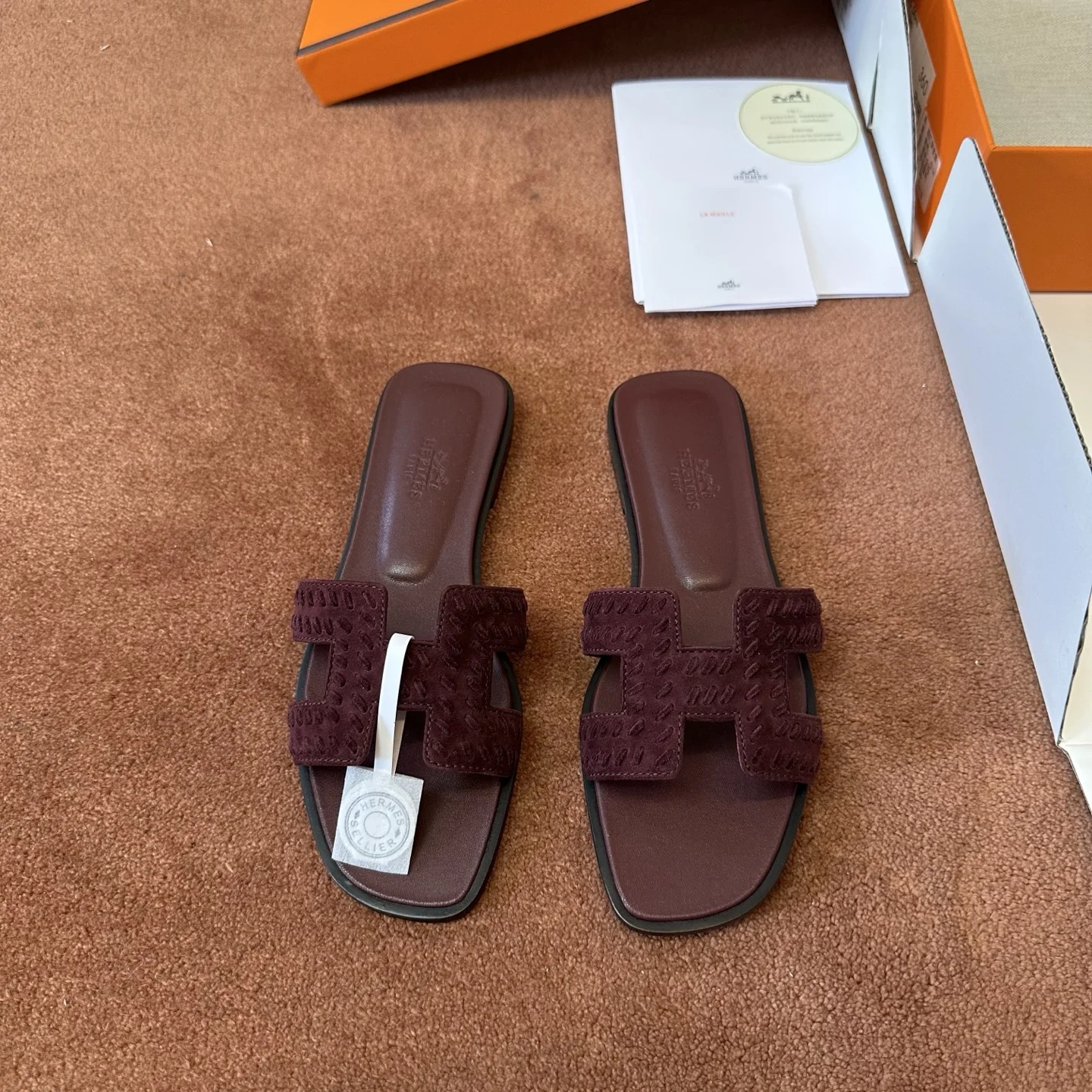 1-1191 Hermès Oran Sandal - Image 1