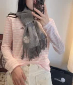 Hermès Chaîne d'Ancre Reversible Lambswool Scarf