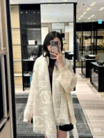 Chanel 26C CC Jacquard Stole - Image 7
