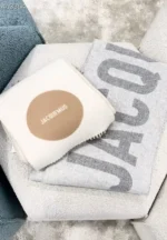 Jacquemus Logo Circle Wool Scarf - Image 10