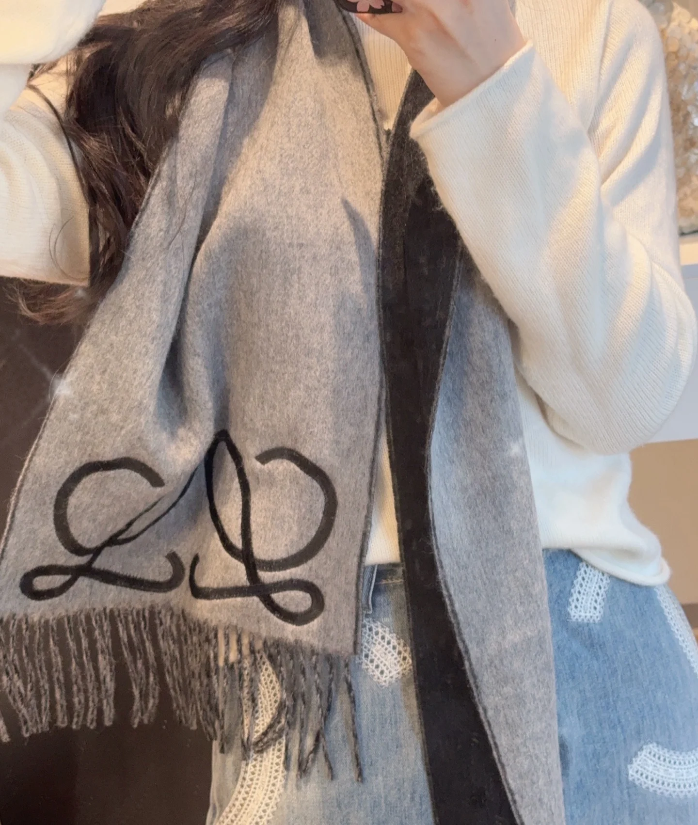 1-1440 Loewe Anagram Reversible Cashmere Scarf - Image 1