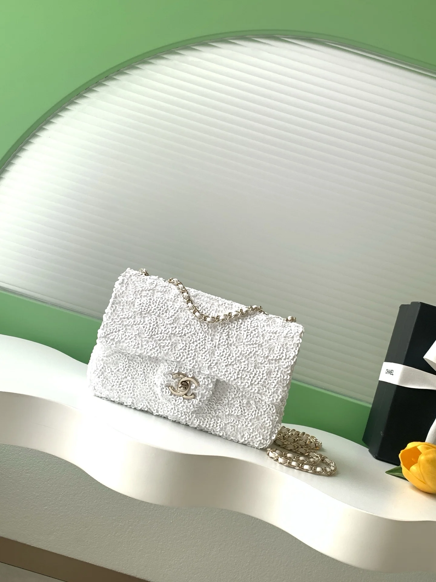 1-146 Chanel CF Sequined SO Handbag 21cm - Image 1