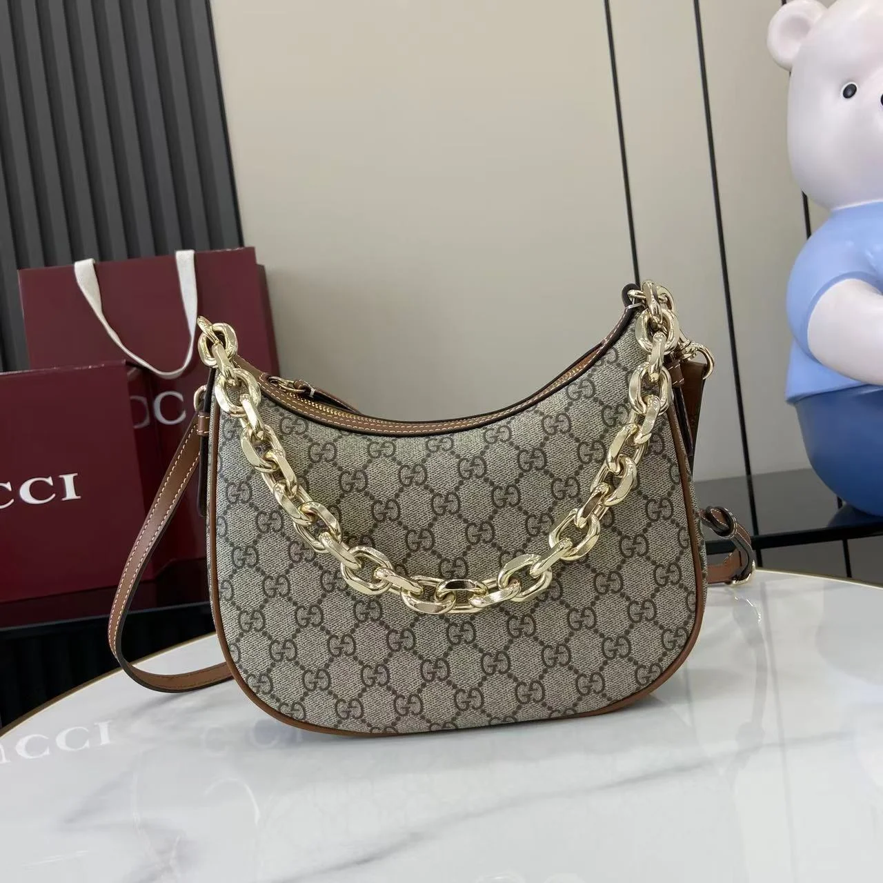 1-1471 Gucci GG Emblem Top Handle Bag 815409 - Image 1