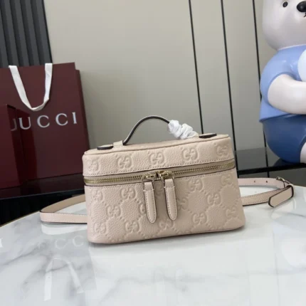 Accessories collection image