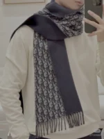 Dior Oblique Reversible Cashmere Scarf - Image 10