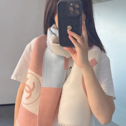 Burberry Burberry Embroidered Logo Cashmere Stole with Metallic Thread 90x200cm product photo