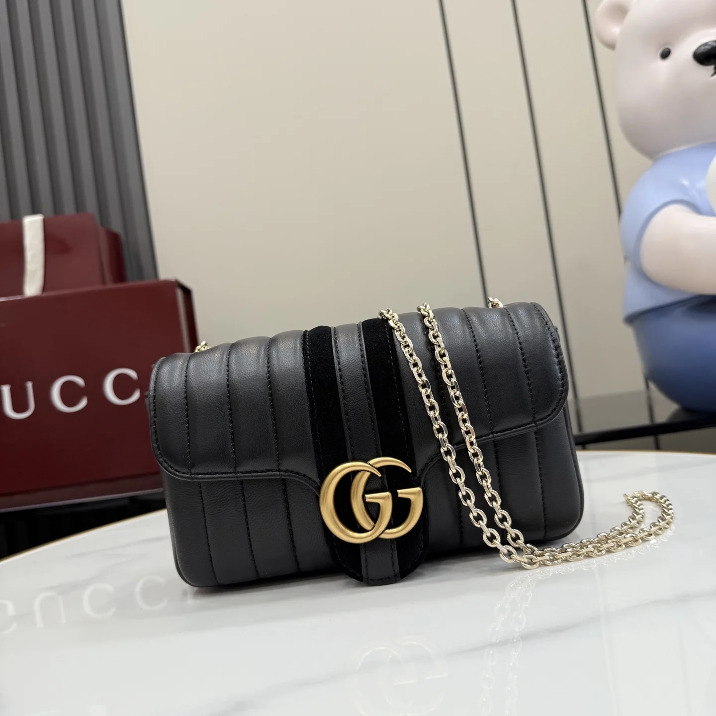 1-1701 Gucci GG Marmont Chain Shoulder Bag A006X1 - Image 1
