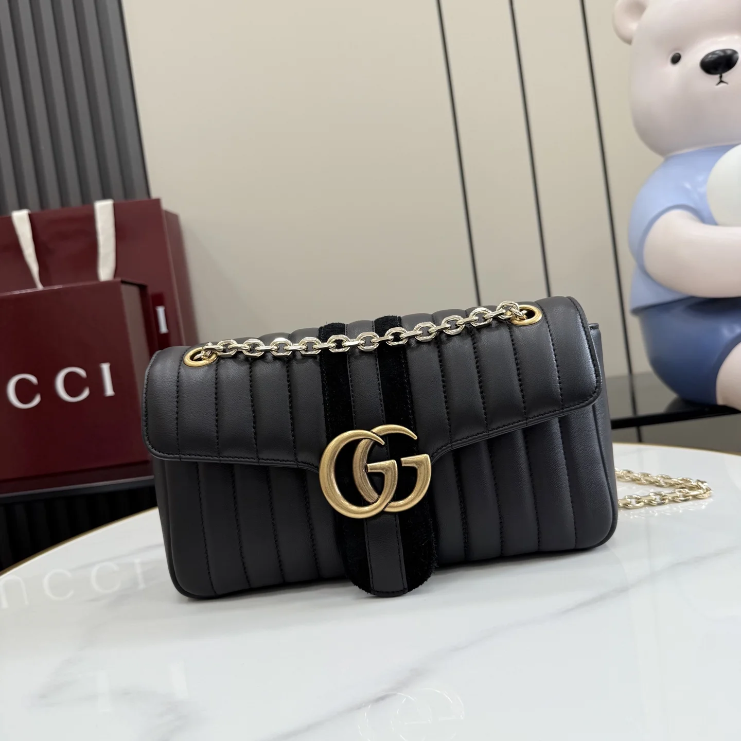 1-1711 Gucci GG Marmont Chain Shoulder Bag A005XW - Image 1