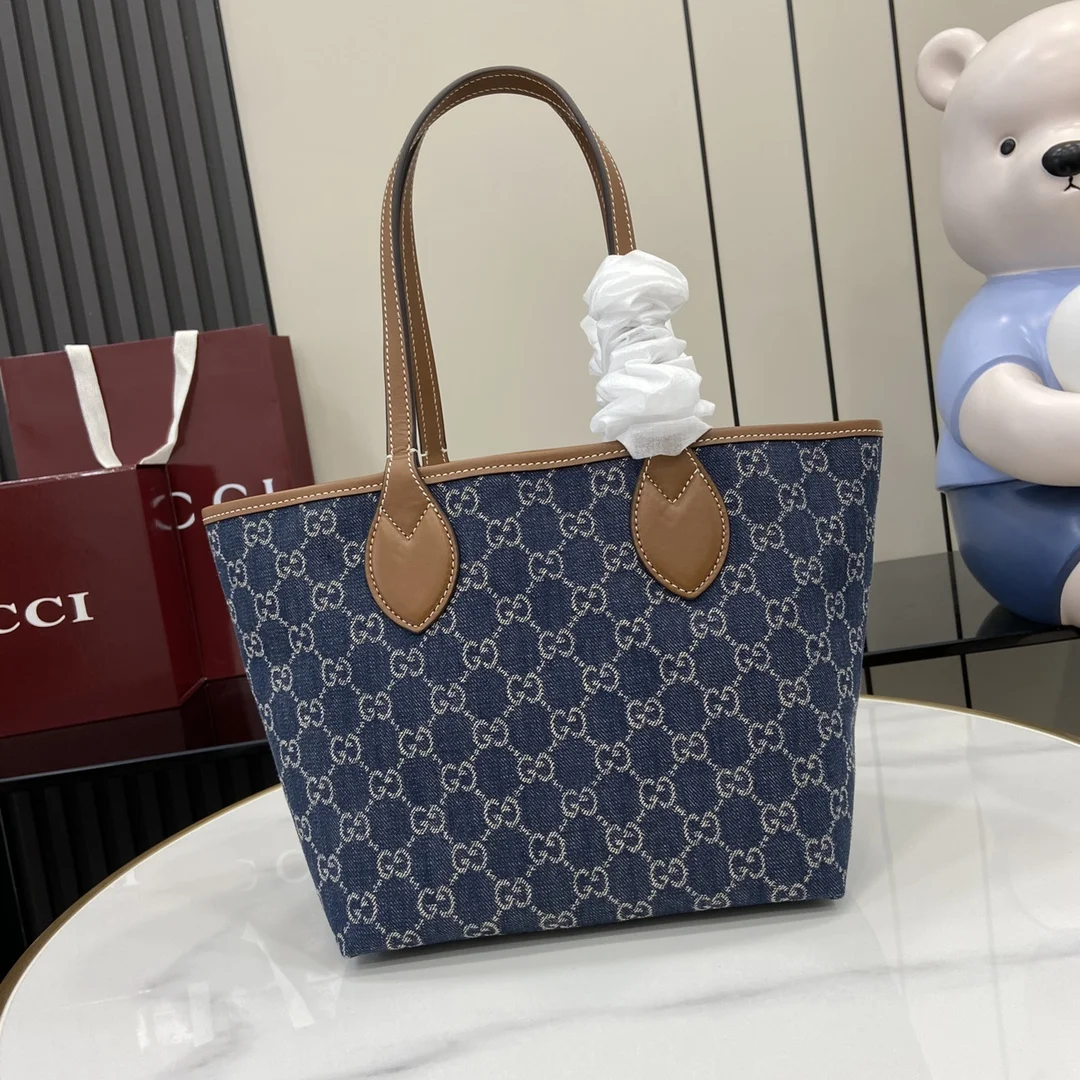 1-1728 Gucci Totissima Tote Bag 820496 - Image 1