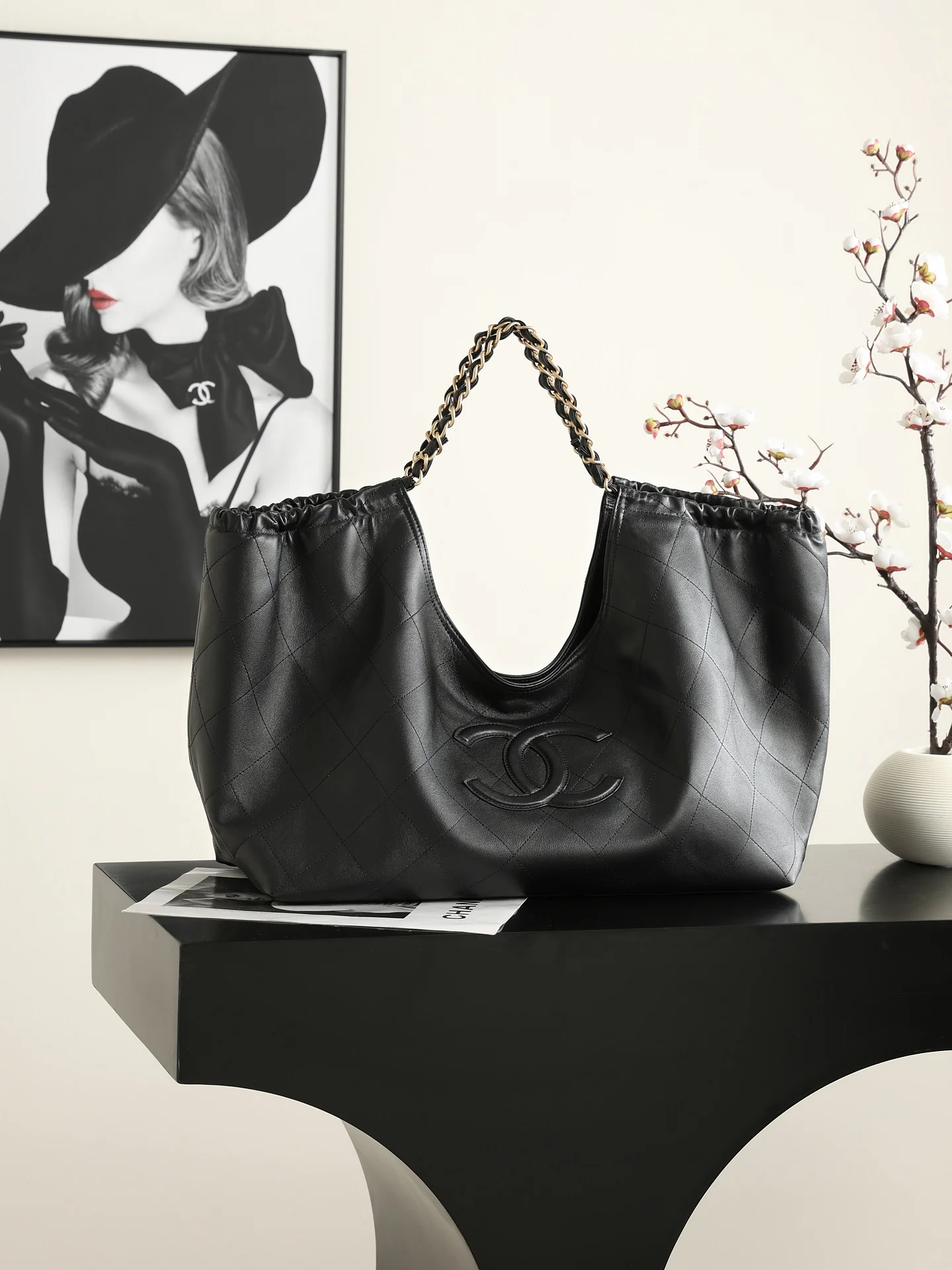 1-184 Chanel Tote Shopping Bags 44.5cm - Image 1