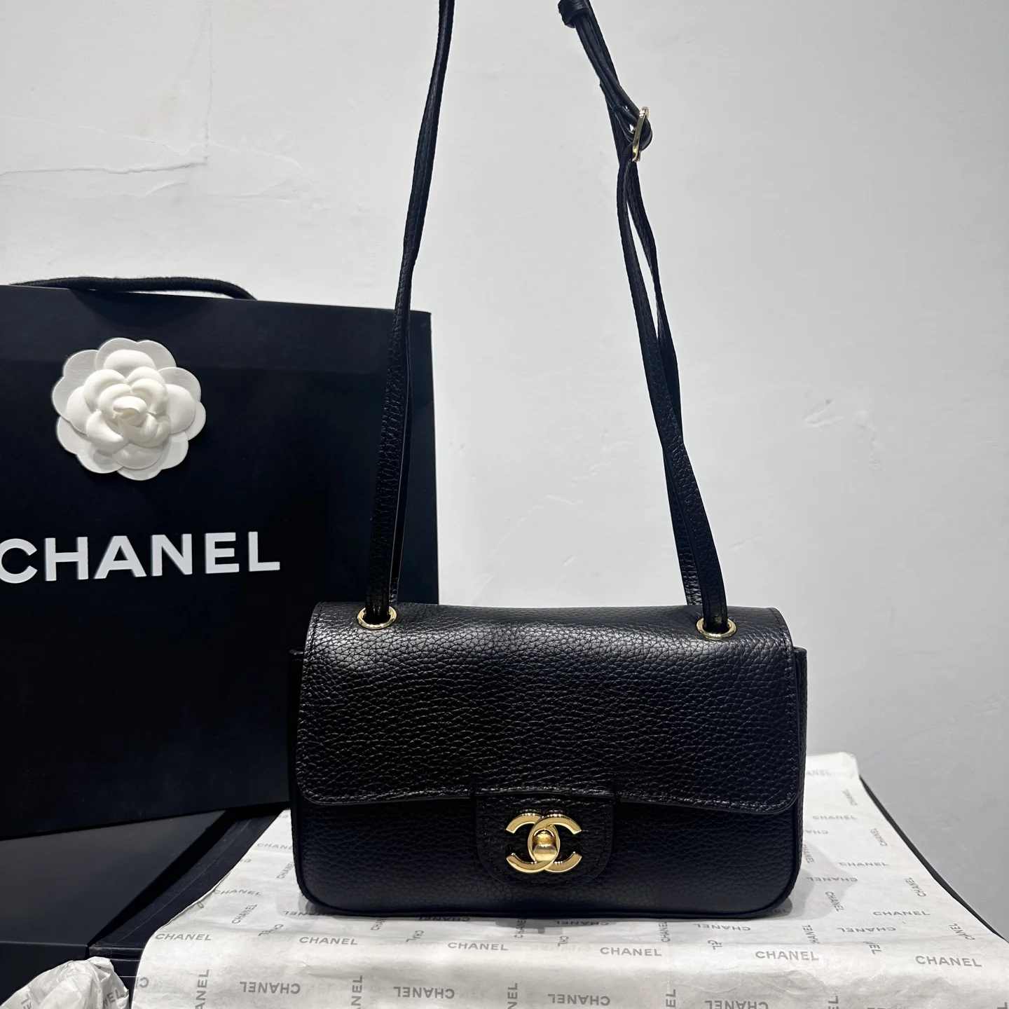 1-1868 Chanel 26B Maxi Mini Flap Bag 20cm - Image 1
