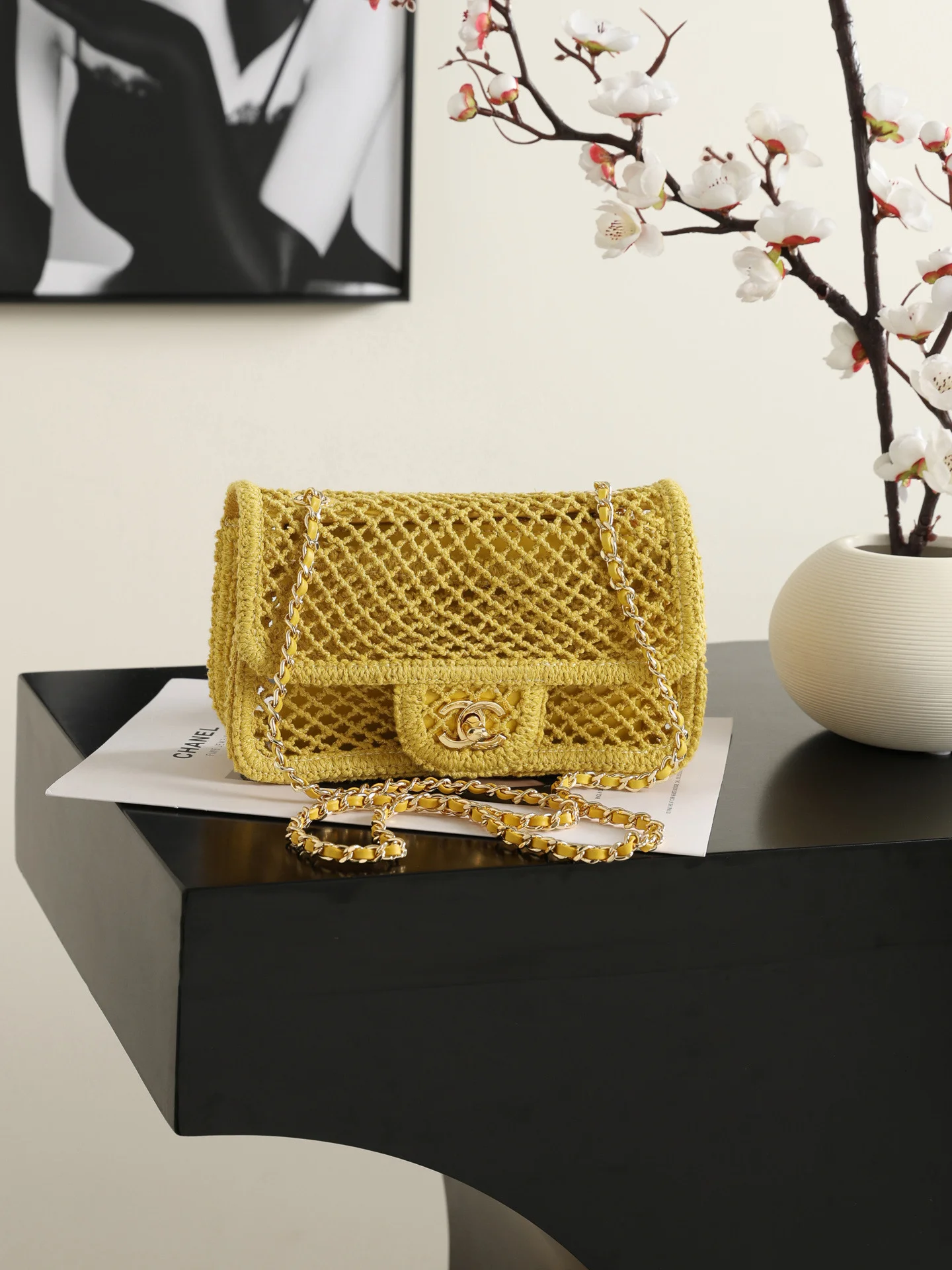 1-1881 Chanel 26M Coco Beach Woven Flap Bag 21cm - Image 1