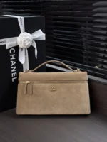 Chanel 26A Suede Vanity Case 29cm - Image 10