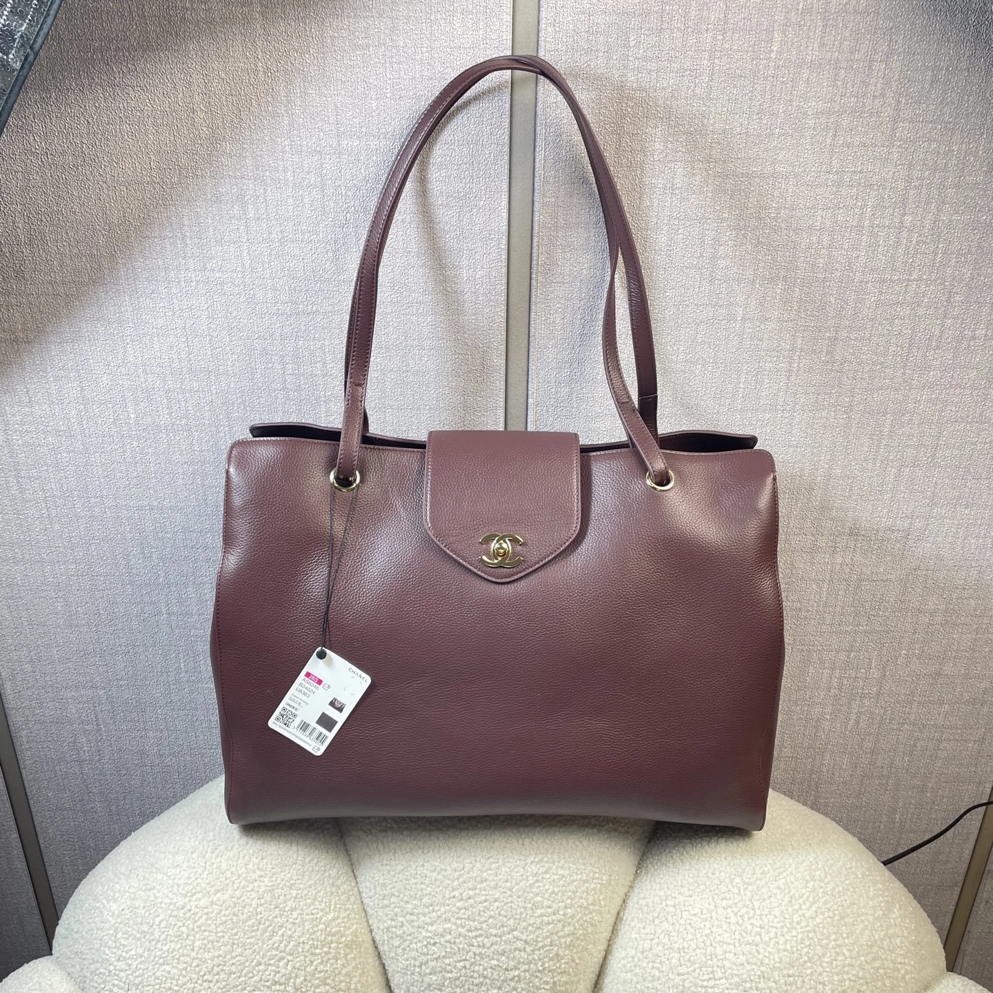 1-1897 Chanel Supermodel Tote Bag 46cm - Image 1