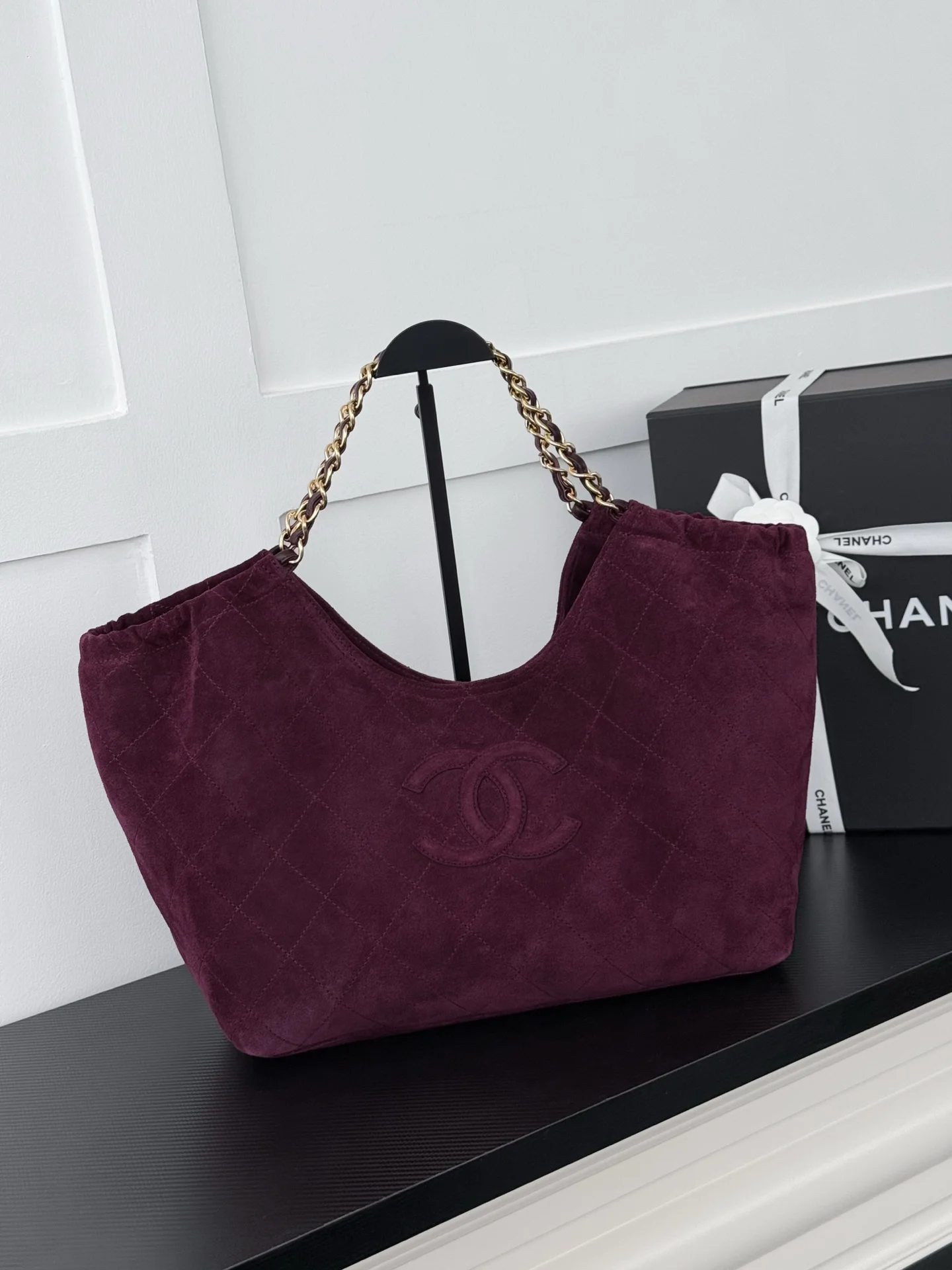 1-190 Chanel Suede Tote Shopping Bag AS6475 - Image 1