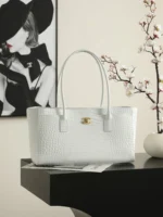 Chanel 26S Cerf Tote Bag Crocodile Embossed 39cm - Image 10