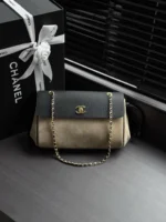 Chanel Handbag 29cm - Image 11