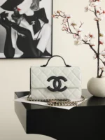 Chanel New 2026 Panda Color Kangpeng Small Wallet Model 6554 16x24x5cm
