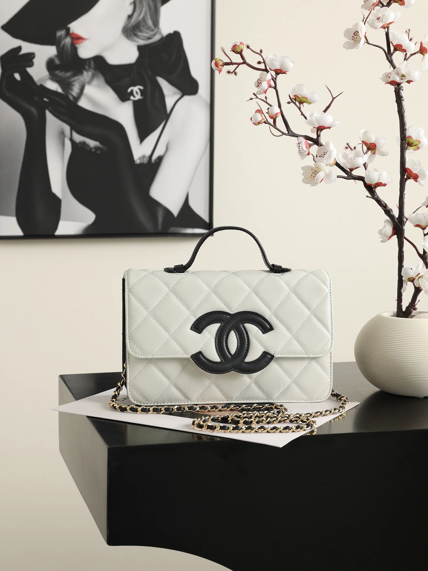 1-262 Chanel New 2026 Panda Color Kangpeng Small Wallet Model 6554 16x24x5cm - Image 1