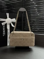 Chanel Handbag 24.5cm - Image 10