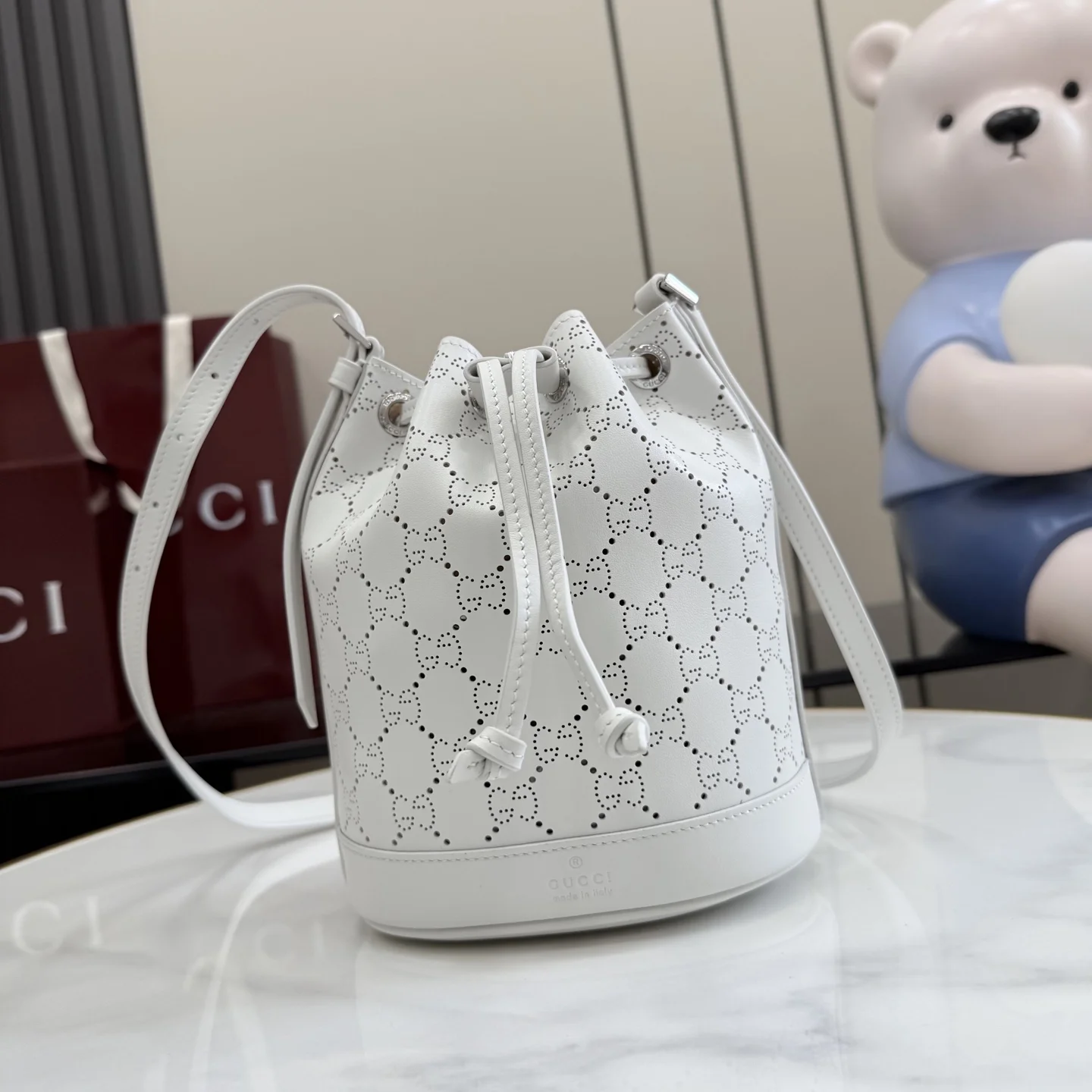 1-400 Gucci Generation Perforated GG Leather Bucket Bag 15.5cm - Image 1