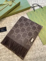 Gucci GG Reversible Cashmere Scarf 47*200cm - Image 10