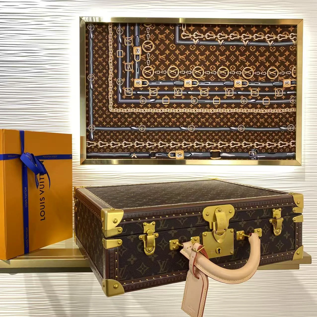 1-556 Louis Vuitton Cotteville 45 Hard Trunk - Image 1