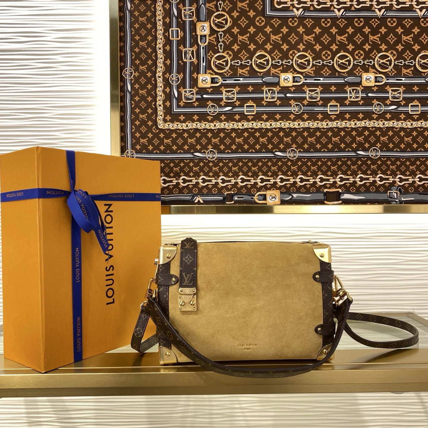 1-572 Louis Vuitton Side Trunk MM Suede M2A041 - Image 1