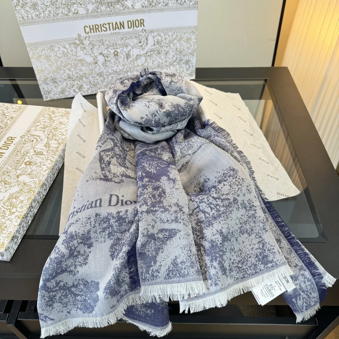 1-58 Dior Animal Print Long Scarf - Image 1