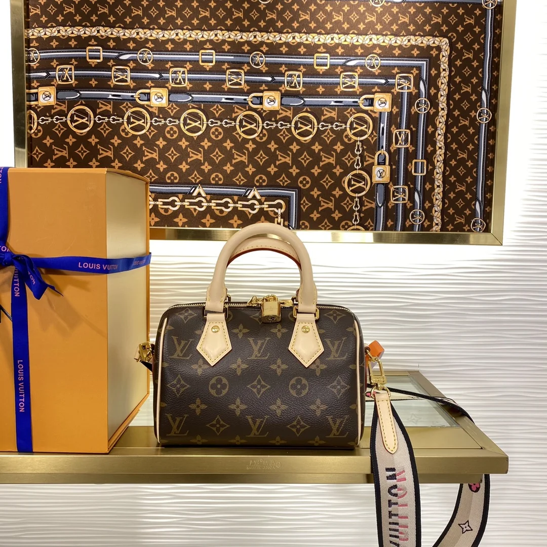 1-601 Louis Vuitton Speedy Bandouliere 20 Monogram M45957 - Image 1