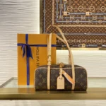 Louis Vuitton Hang On Bag Monogram M47031